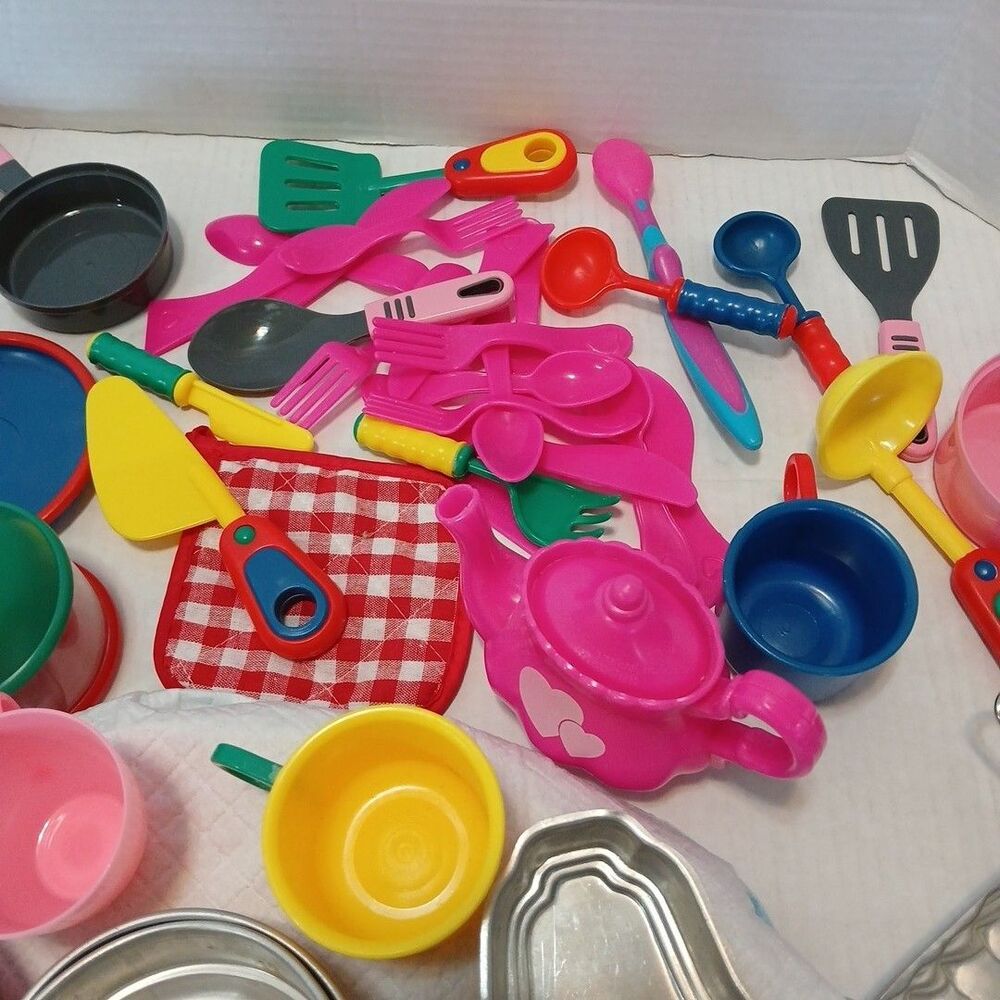 100+ Lot of Kids Pretend Play Toy Food, Dishes, Utensils, Pots, Pans for Kitchen - Picture 15 of 16